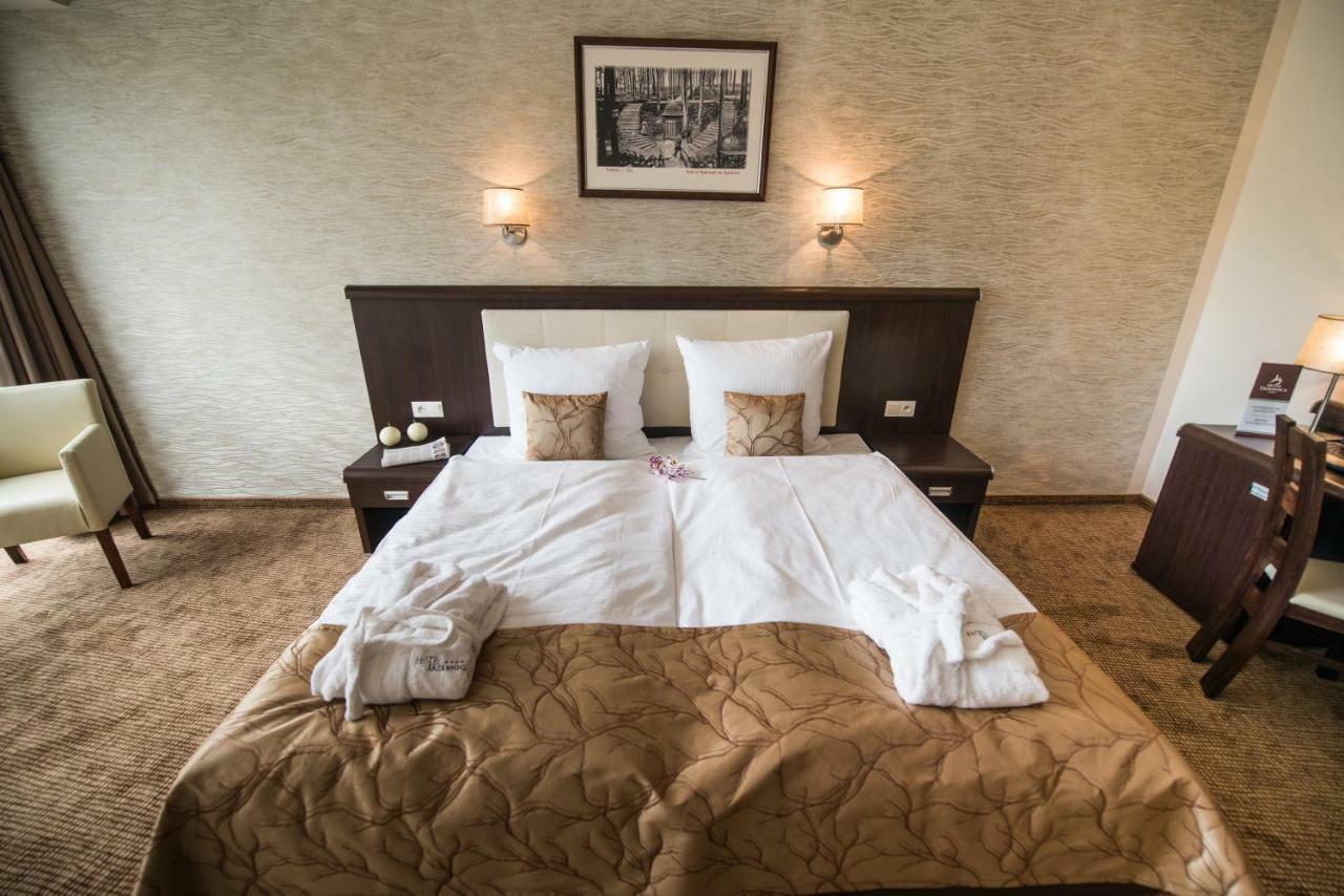 Hotel تيزبنتسا الغرفة الصورة